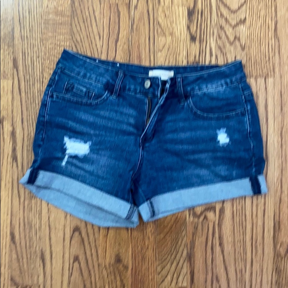 comfy lightly distressed jean shorts